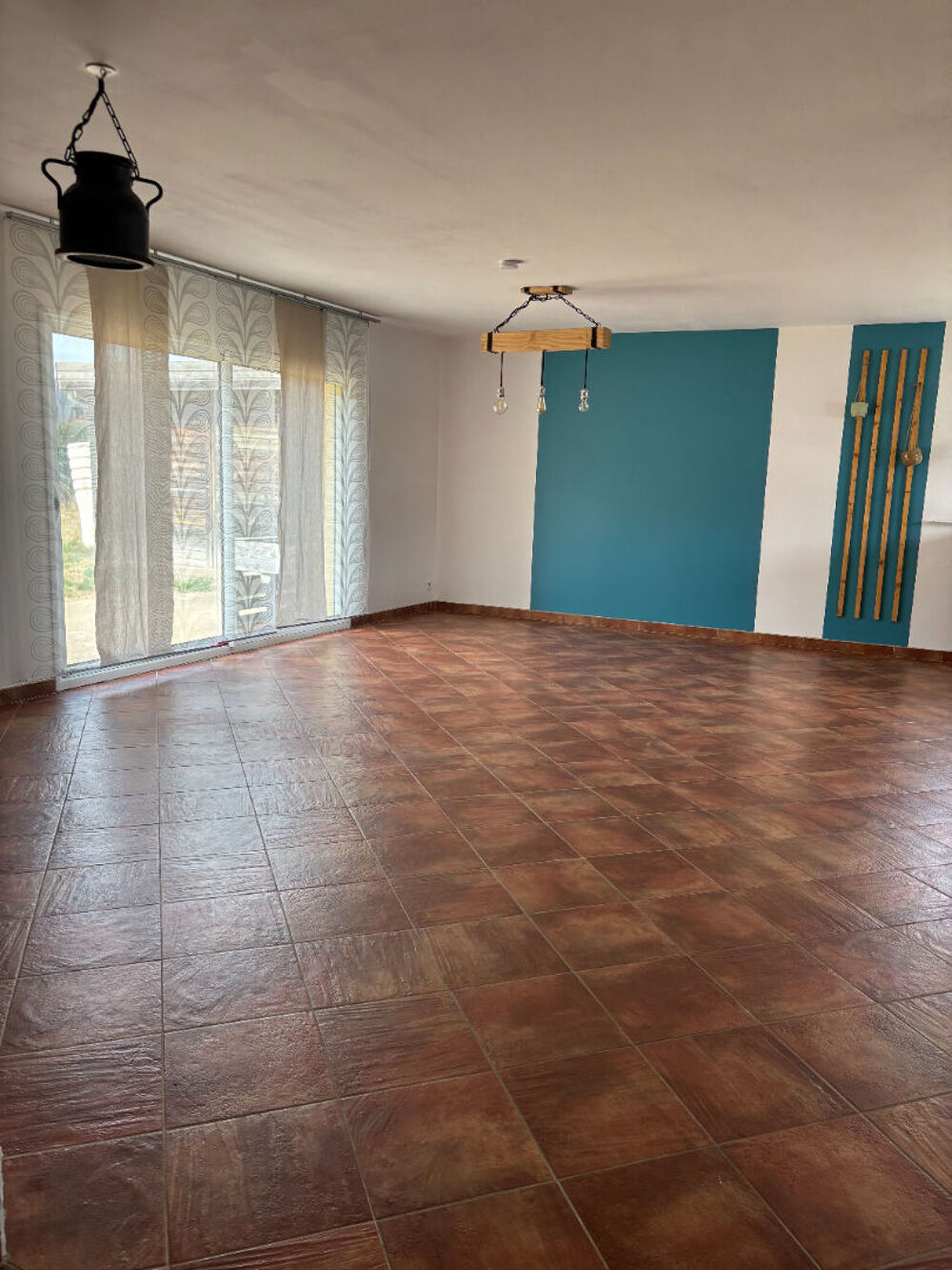 Location Maison A LOUER - Maison -  Le Cours  -  3 Chambres - 97.44 m2 Le cours
