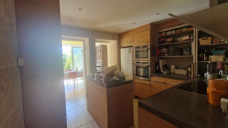  Maison  vendre 9 pices 205 m