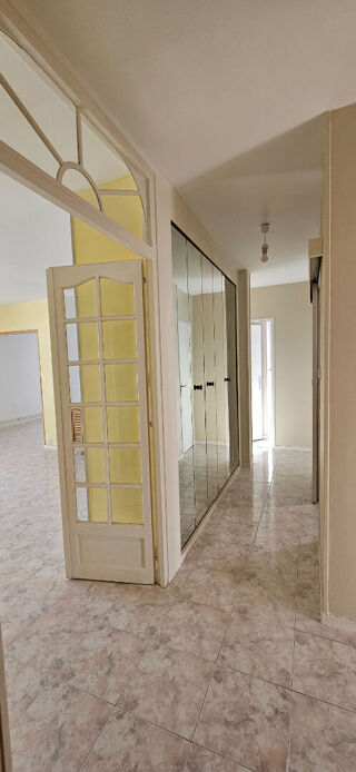  Appartement � vendre 4 pi�ces 76 m�