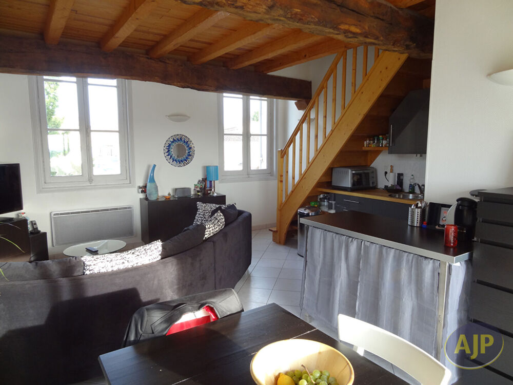 Location Appartement Duplex avec terrasse à Montagne Montagne