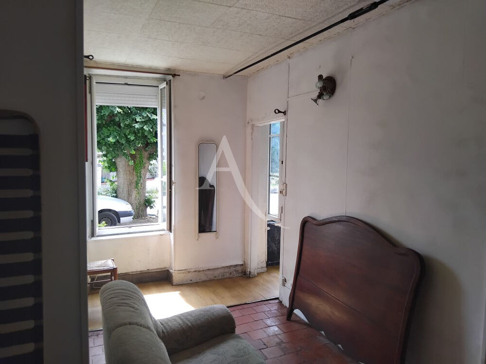 Vente Immeuble LA CHARITE / LOIRE - IMMEUBLE/ MAISON avec 3 appartements. La charite sur loire