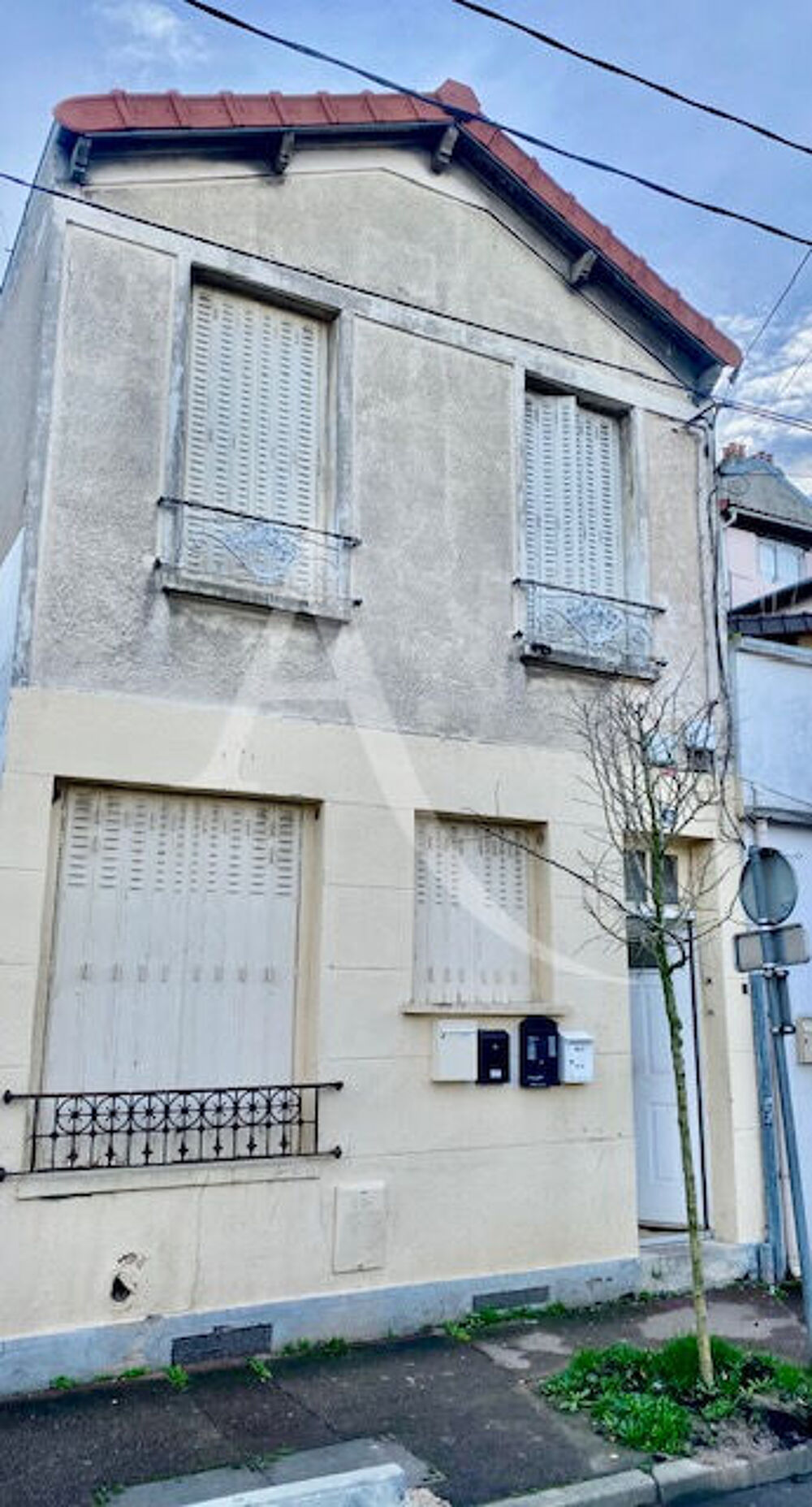 Vente Immeuble Immeuble La Courneuve - métro/tramway 5 pièce(s) 85.93 m2 La courneuve