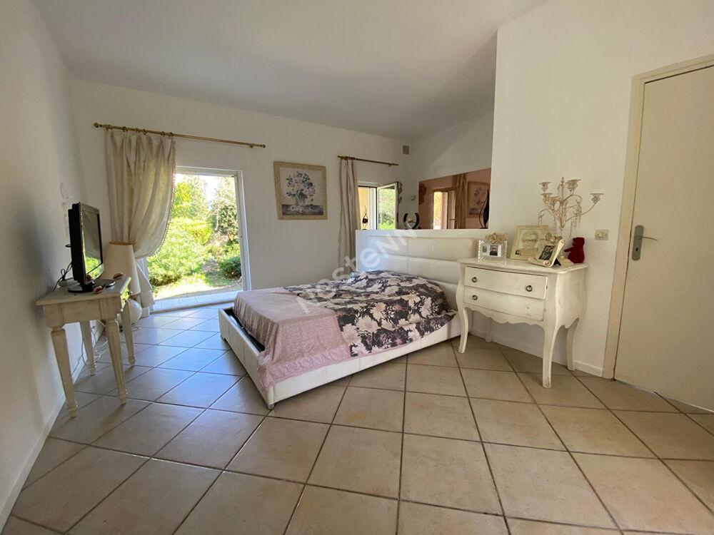 Vente Maison Maison d'Exception à Vendre à La Seyne-sur-Mer - Un Havre de Paix et de Luxe La seyne sur mer