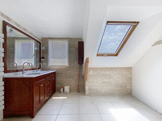  Maison � vendre 9 pi�ces 