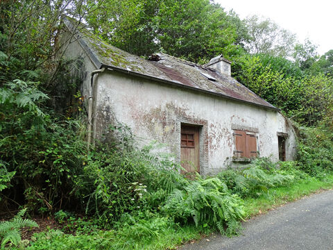   FINISTÈRE. Maison bretonne à rénover avec 8 367 m² de terrain Maison - 1 pièce(s) - 60 m²