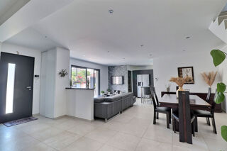  Maison à vendre 5 pièces 134 m²