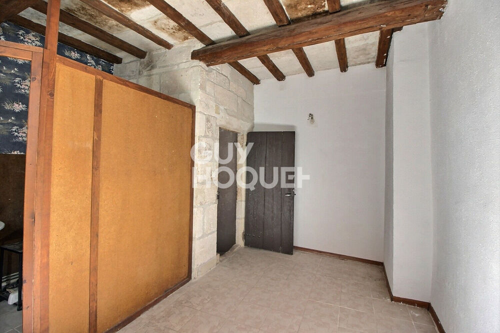 MAISON DE VILLE A RENOVER