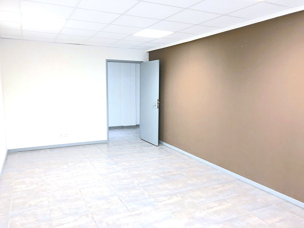   A LOUER BUREAU ENTRE 20 ET 30 M2- SECTEUR BORDEAUX QUARTIER SAINT SEURIN ET SAINT BRIUNO Bordeaux