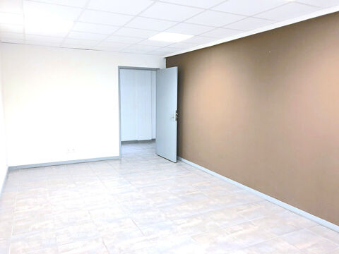   A LOUER BUREAU ENTRE 20 ET 30 M2- SECTEUR BORDEAUX QUARTIER SAINT SEURIN ET SAINT BRIUNO 