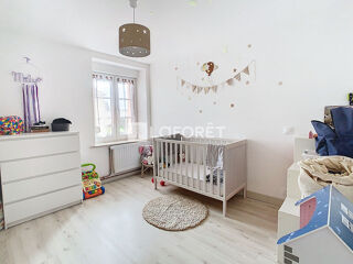  Immeuble à vendre 8 pièces 179 m²