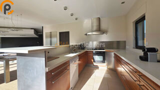  Maison � vendre 8 pi�ces 231 m�