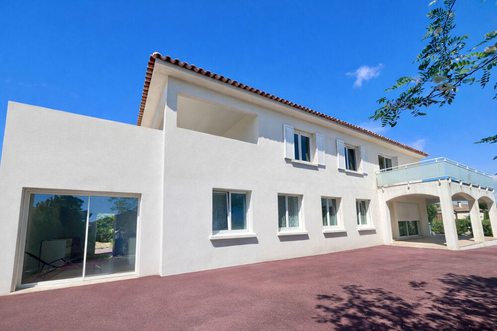 BOULOURIS - HAUT ET BAS DE VILLA AVEC STUDIO INDEPENDANT