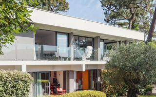  Villa à vendre 9 pièces 300 m²