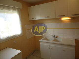  Appartement à louer 3 pièces 66 m²