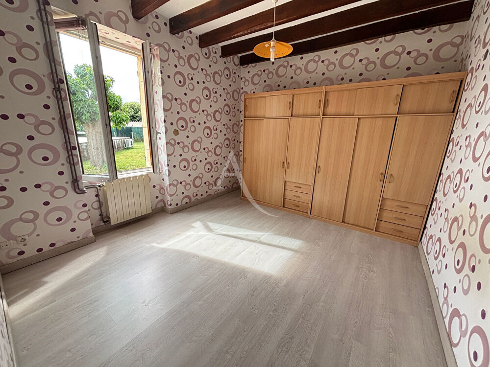 En vente Fourchambault maison ancienne de plain pied, 5 chambres terrain