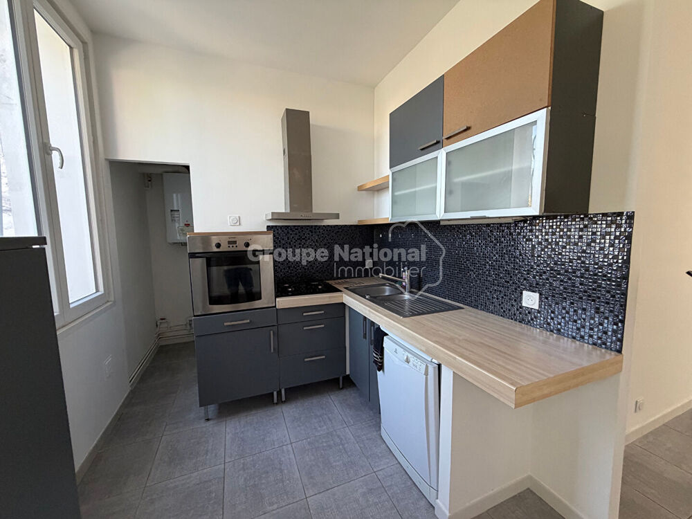 Vente Maison Nimes Quartier Hoche Faculté de médecine maison P3 avec cour et terrasse Nimes