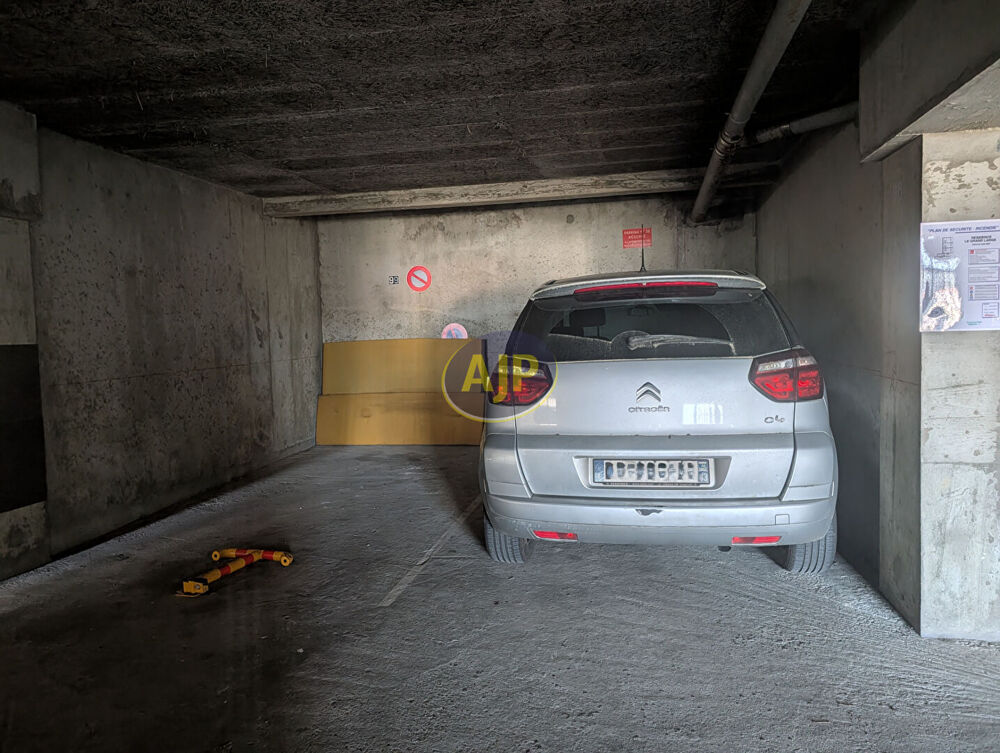 SOULAC SUR MER Appartement T2bis en Rez-de-chaussée en front de Mer avec Parking Privatif