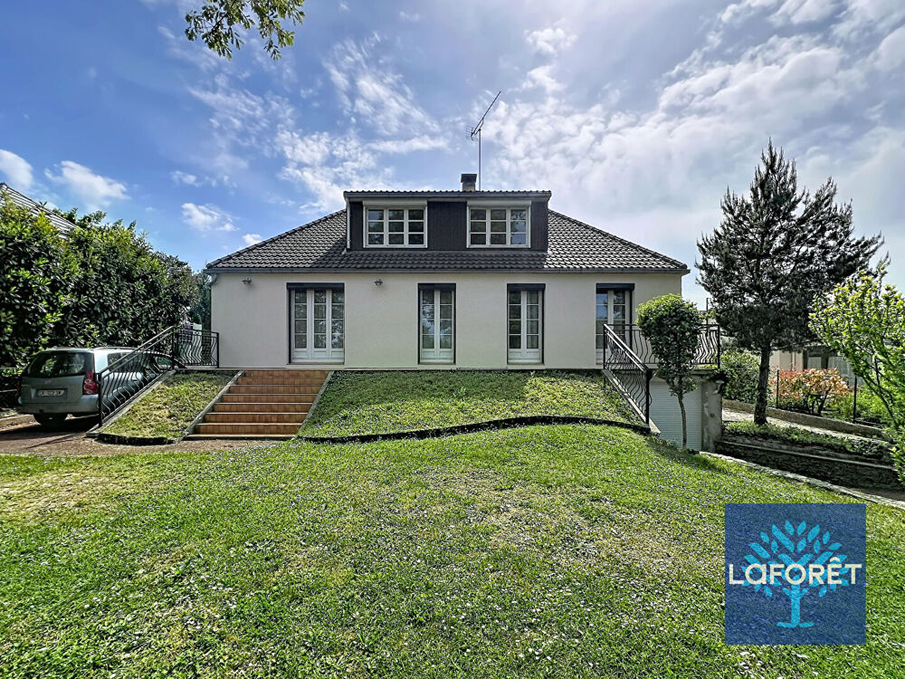 Vente Maison Maison La Ferte Alais 7 pièces 150 m2 - 729 m² de terrain La ferte alais