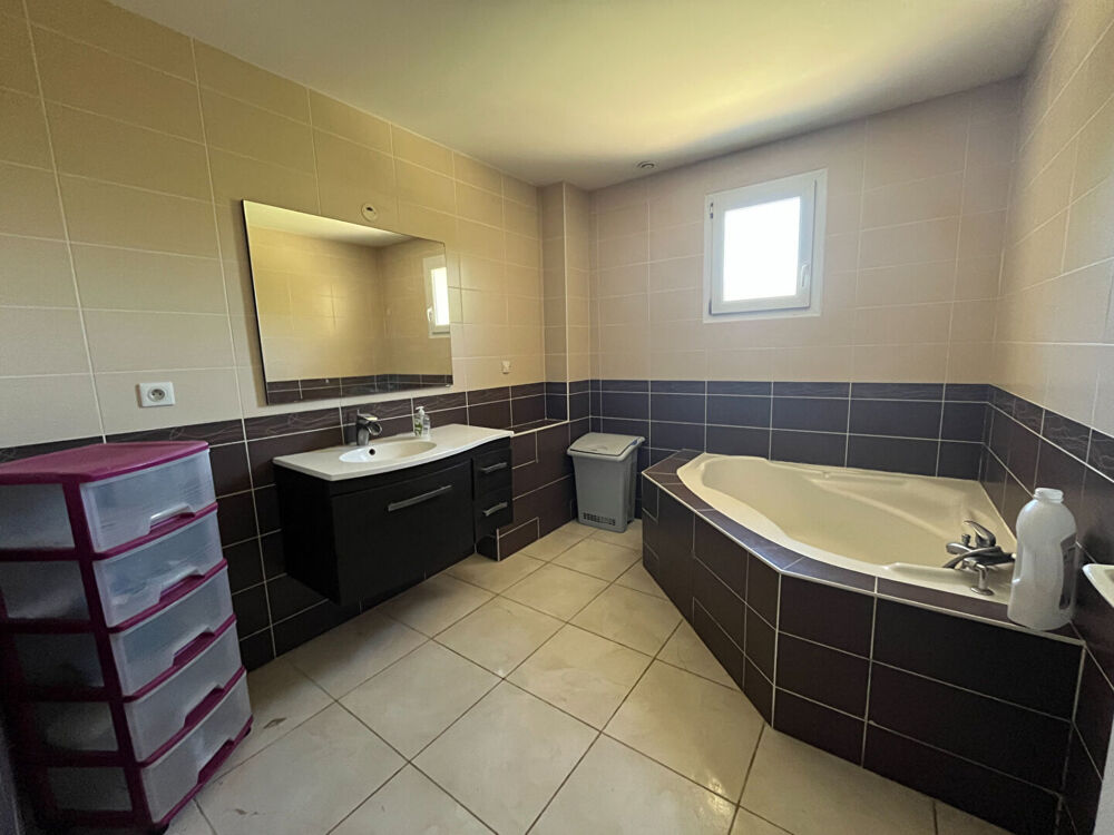 Maison Besancon 14 pièce(s) 374 m2