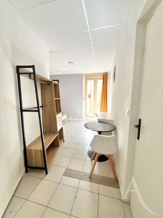  Appartement à louer 1 pièce 16 m²