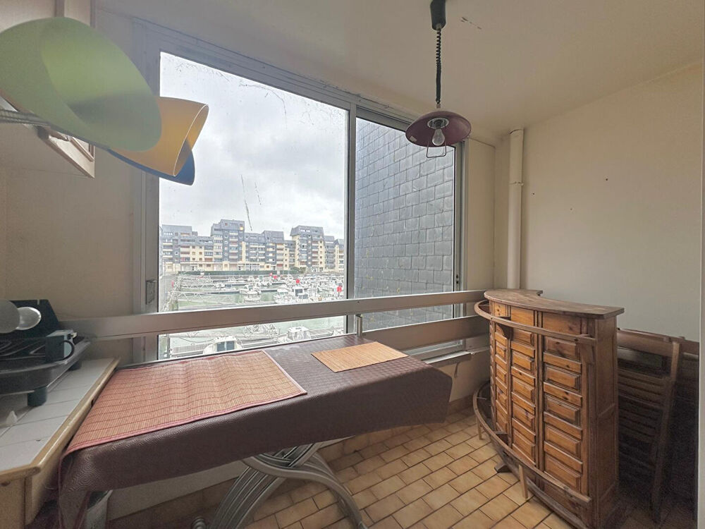 Appartement Courseulles Sur Mer *vue sur le port * 2 pièces 39.83 m2