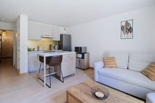  Appartement à louer 1 pièce 32 m²