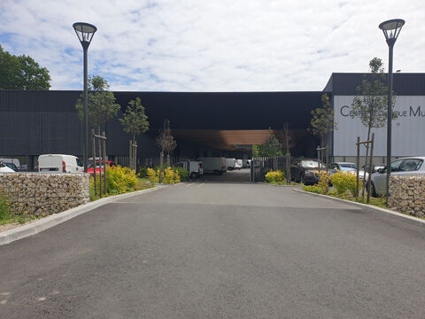 Entrep&ocirc;t &agrave; louer GRADIGNAN 7271 33170 Gradignan