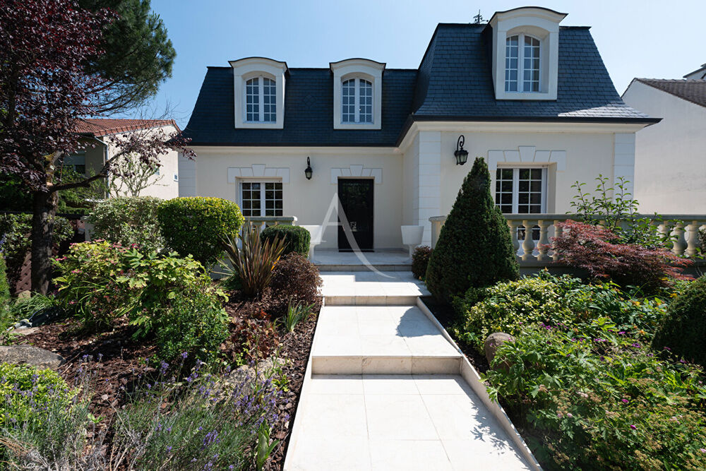 Vente Maison Magnifique mansard rénové à Champs sur Marne Champs sur marne