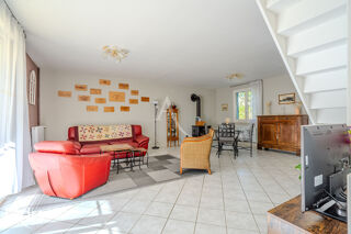  Maison  vendre 8 pices 150 m