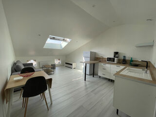  Appartement à louer 2 pièces 30 m²
