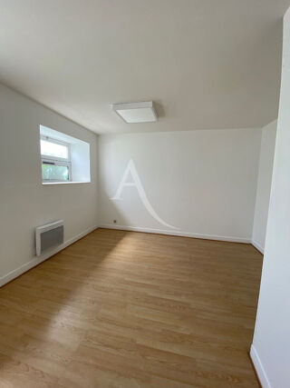   Bureaux Jargeau 85 m2 Jargeau