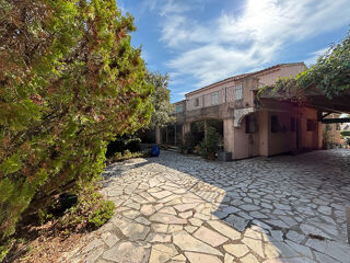  Maison � vendre 10 pi�ces 300 m�