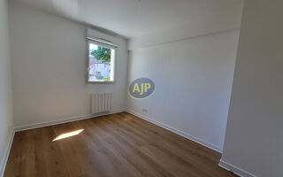  Appartement à louer 2 pièces 45 m²