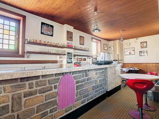  Immeuble � vendre 15 + pi�ces 569 m�