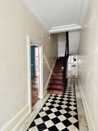  Maison  vendre 7 pices 213 m