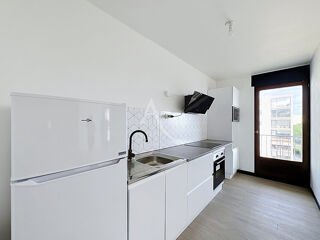  Appartement à louer 1 pièce 36 m²