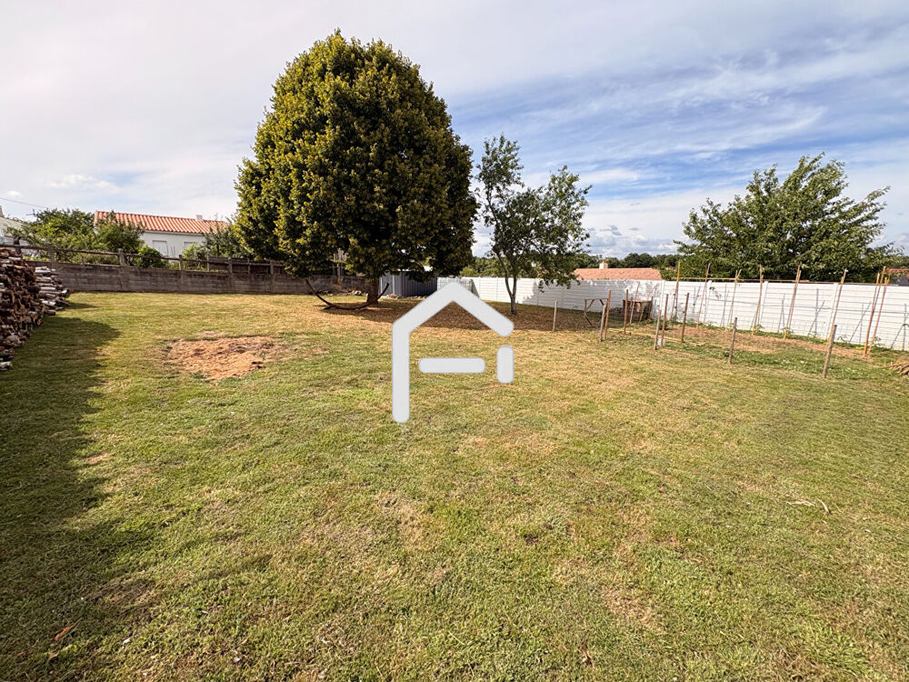 Maison 6 pièces à vendre à Le Champ Saint Père - 218 000