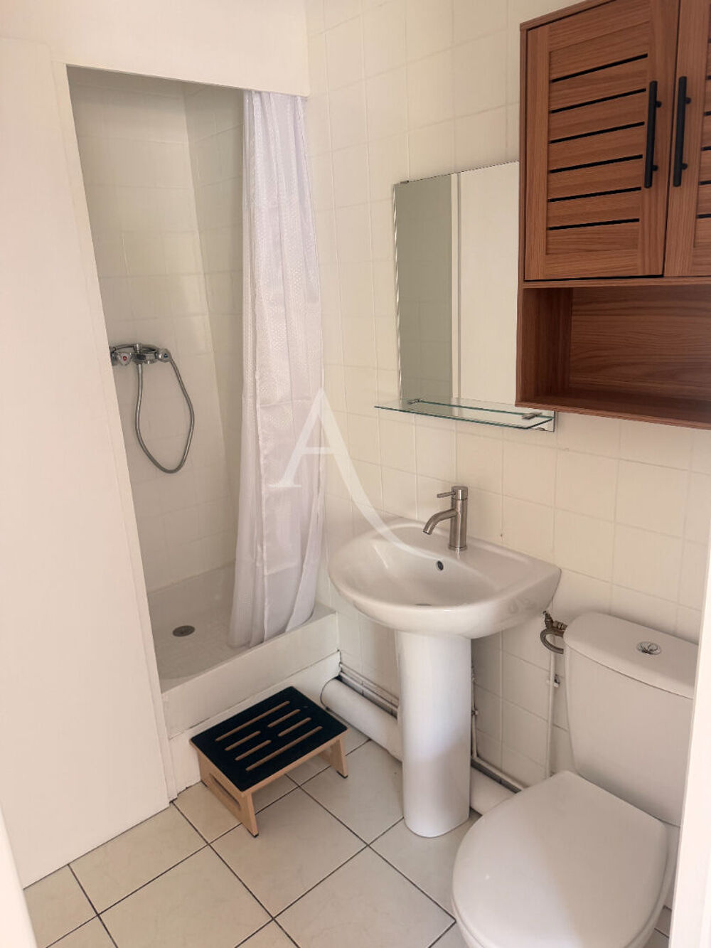 Location Appartement Appartement Rochefort 1 pièce(s) 23.62 m2 Rochefort