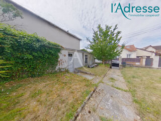  Terrain  vendre 2 pices 50 m