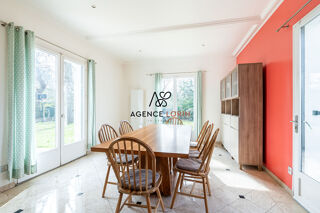  Maison à vendre 9 pièces 319 m²
