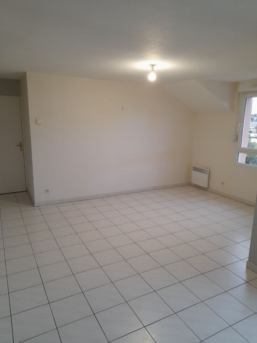 Vente Appartement Appartement Lens 3 pièce(s) 61.50 m2 avec balcon + place de parking. Lens