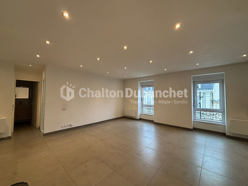 Location Appartement LE COTEAU - Appartement de 68 m² Le coteau