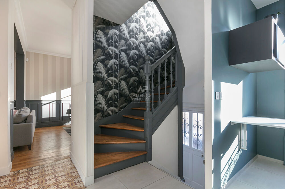 � vendre  Maison Versailles (78000)