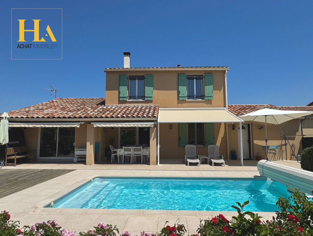 Maison Familiale 130m2, Jardin 1.011m2, 6 pièces, 5 Chambres, Piscine, Garage, Carport