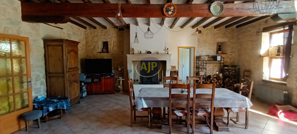 � vendre  Villa Saint-Vivien-de-M�doc (33590)