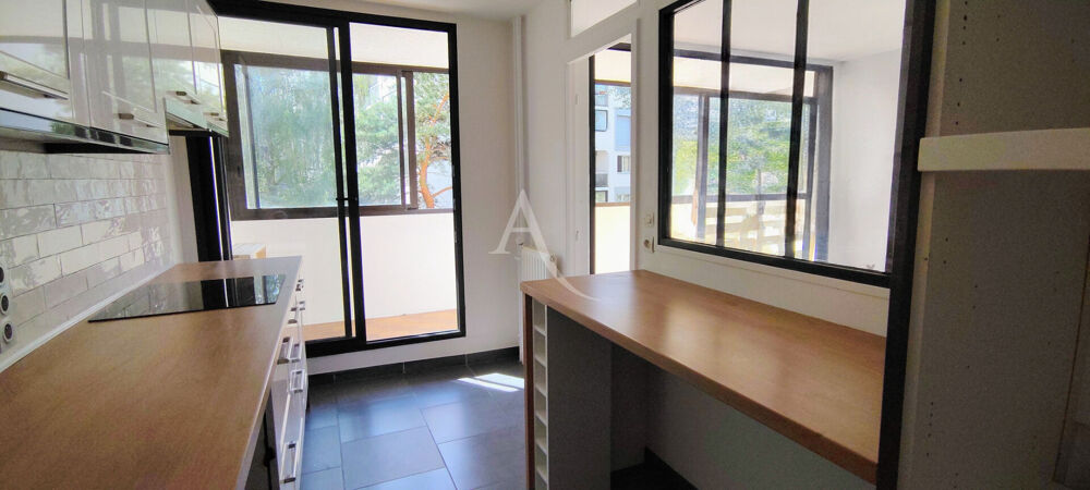 Bel appartement 4 pièces Résidence Le Jardin des Lys Les Ulis