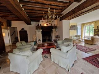  Villa  vendre 10 pices 434 m