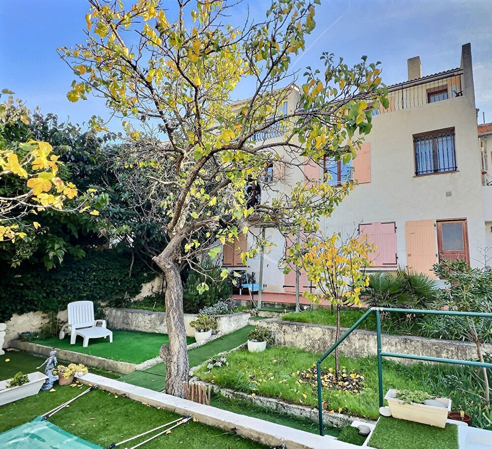 Maison, secteur les Chartreux, bas de Montolivet, 13004 MARSEILLE, terrasses, piscine, terrain arboré, garage et dépendances