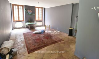  Immeuble � vendre 15 + pi�ces 318 m�