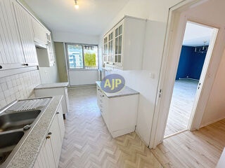  Appartement � vendre 4 pi�ces 85 m�